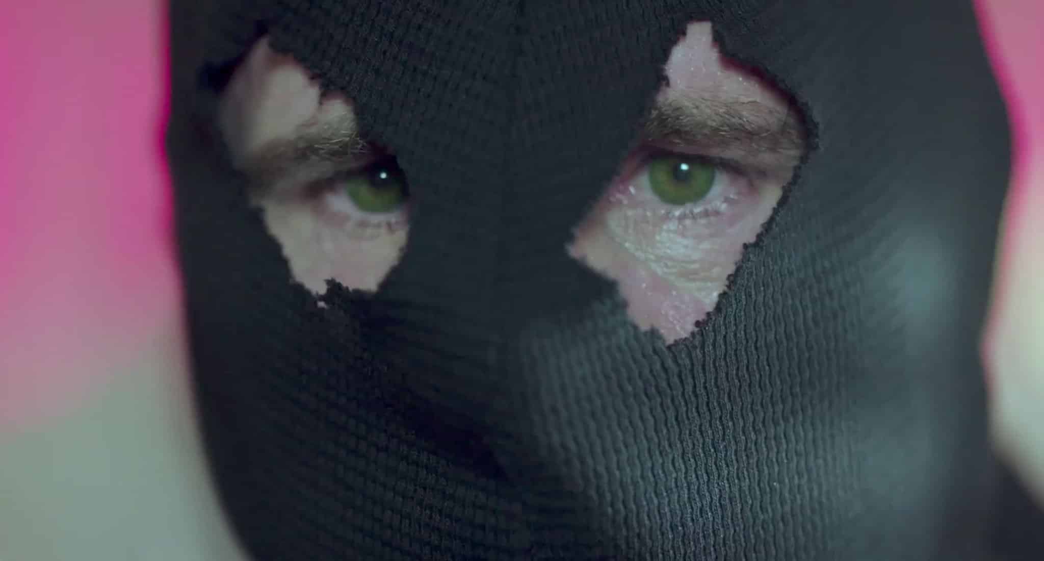 Myslíte, že The Black Hood naozaj skončil?, Zdroj: popsugar.com