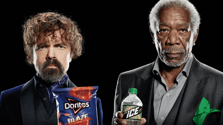 Peter Dinklage a Morgan Freeman rapujú o Doritos a Mountain Dew v novej reklame na Super Bowl!
