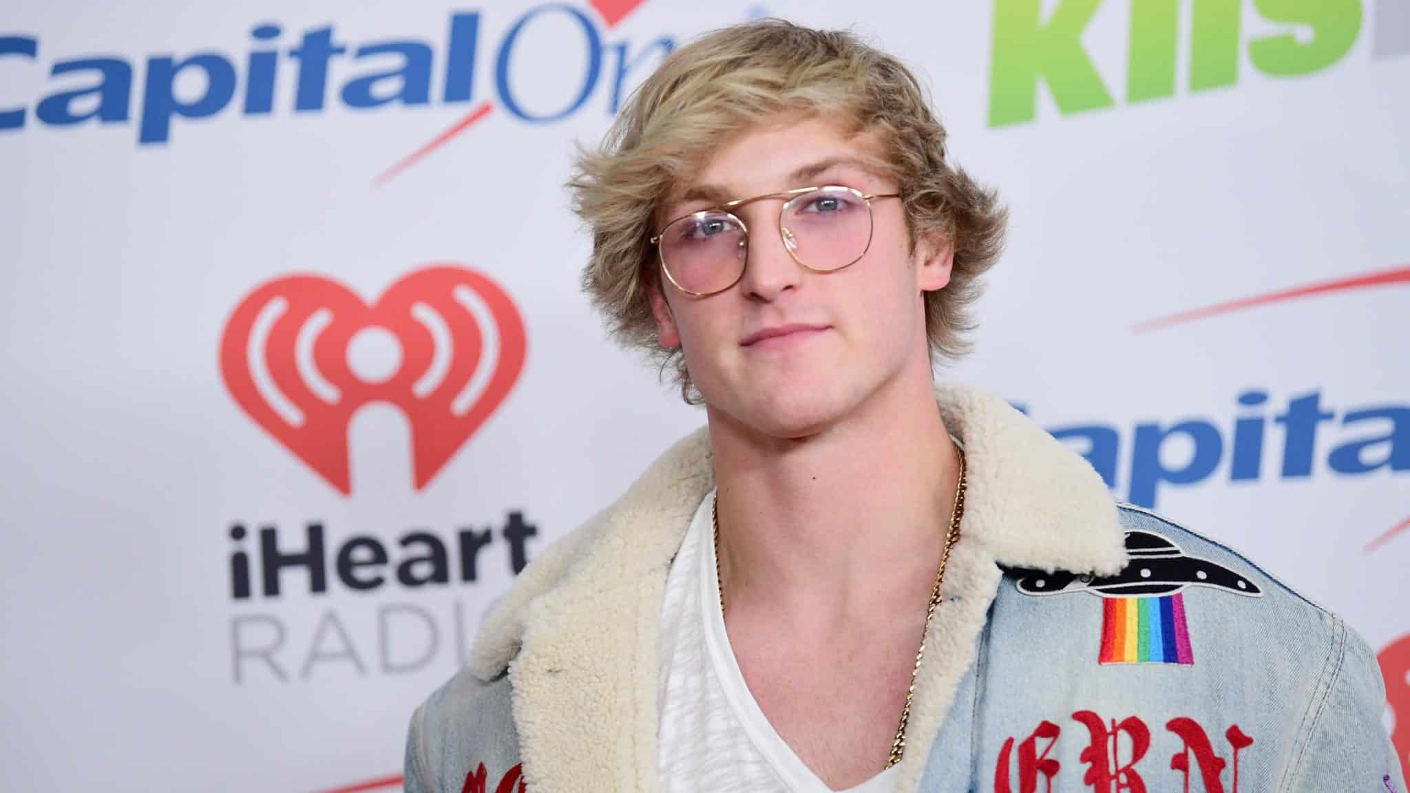 herečka chloe bennet logan paul