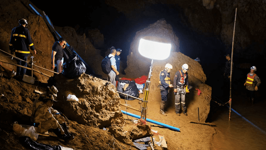 chlapci uväznení v thajskej jaskyni