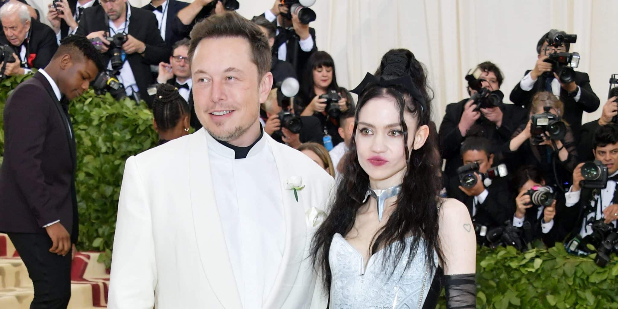 elon musk dostal pokutu grimes