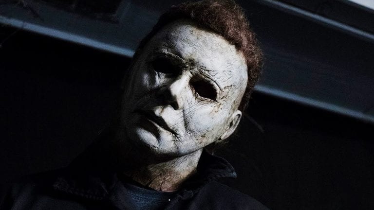 Michael Myers je späť aj s ikonickou zvučkou! Nový Halloween trailer nás láka na návrat hororovej klasiky!