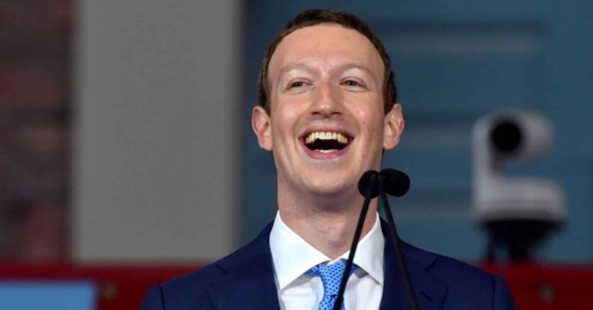 škandál facebooku mark zuckerberg