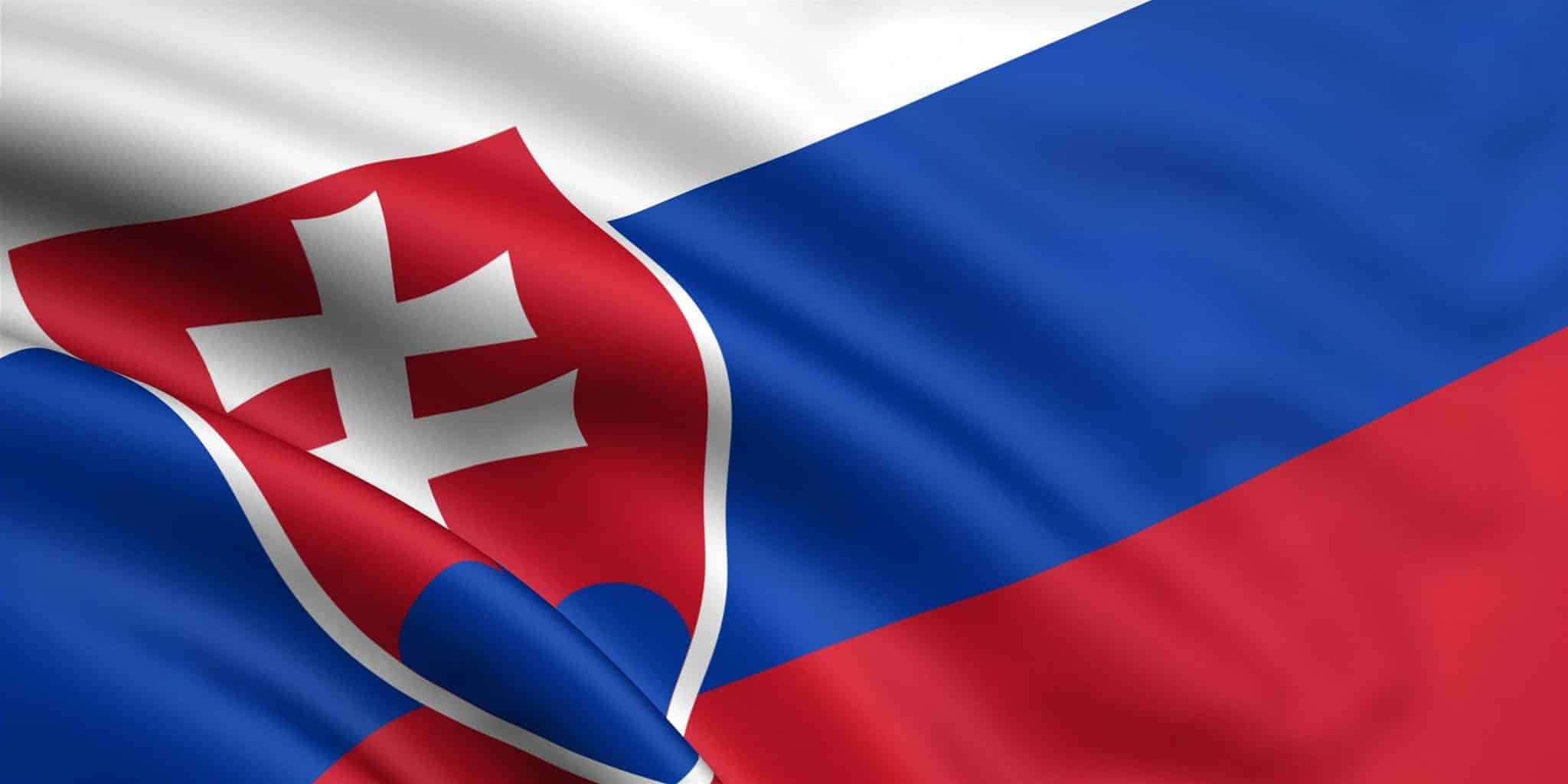 slovenska vlajka