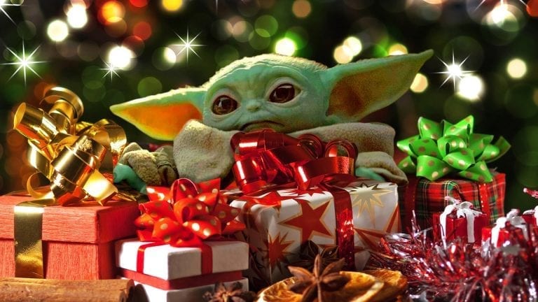 Tričká, kryty či šálky. Baby Yoda je výborným darčekom na Vianoce.
