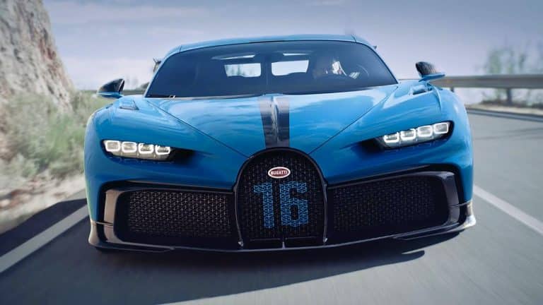 FOTO: Vylepšené monštrum Bugatti Chiron Pur Sport za 3 milióny sa objavilo na trati