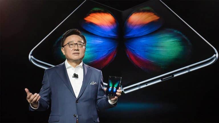 Šéf Samsungu priznáva svoju chybu: Galaxy Fold ešte nebol pripravený!