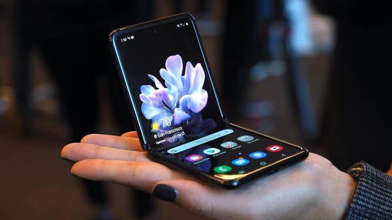 Prekvapí nás Samsung Galaxy Z Flip 2 trojitým zadným fotoaparátom a väčšou sekundárnou obrazovkou?
