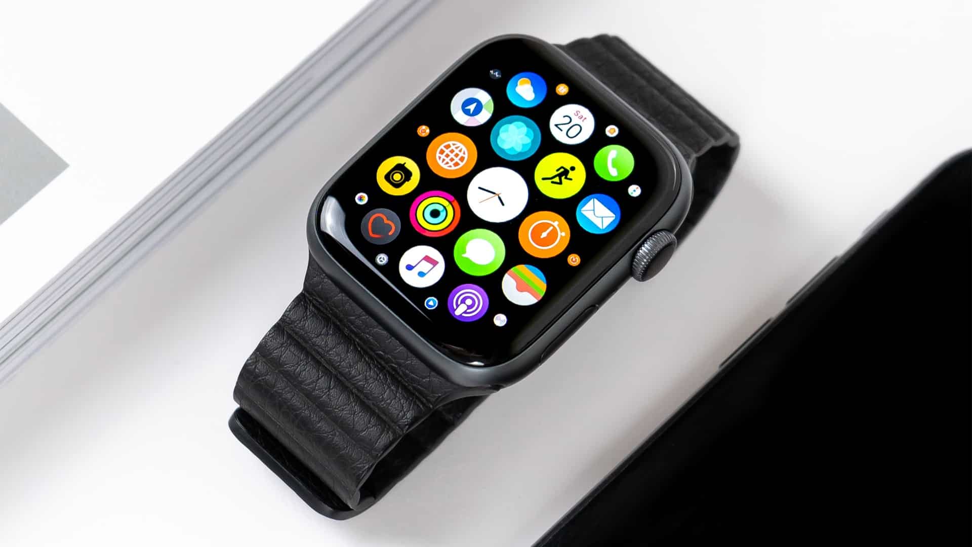 smart hodinky Apple Watch 5