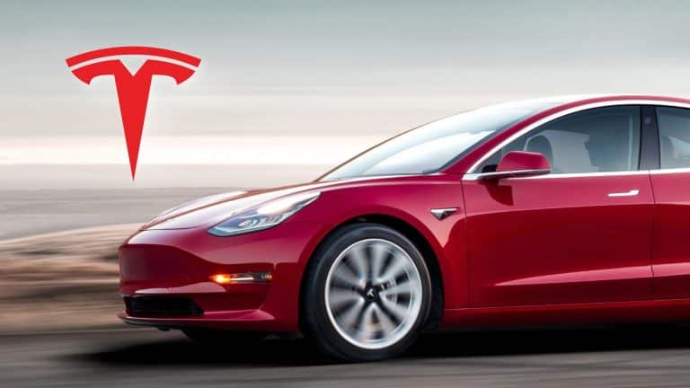 Tesla je v dojazde stále neprekonateľná. Prečo ju žiadny iný elektromobil tak skoro neporazí?