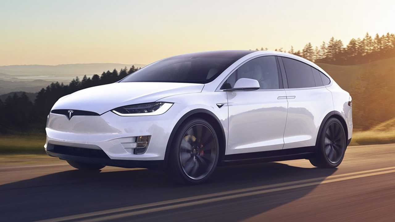 Tesla Model X dojazd