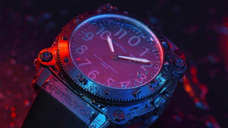 Prevracajte čas so špeciálnou edíciou hodiniek Hamilton s tematikou filmu Tenet
