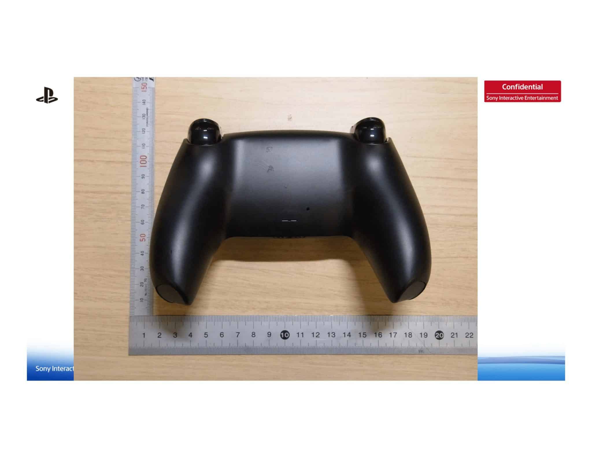 čierny ovládač k PlayStation 5