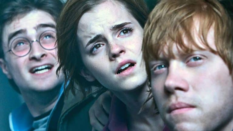 Svet Harryho Pottera sa rozrastie o nový hraný seriál. Ktoré štúdio sa o neho postará?