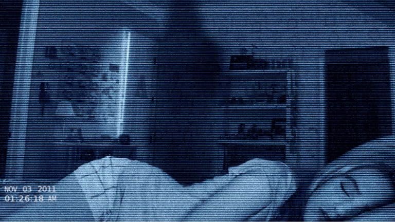 Paranormal Activity: Vieme, ktorý režisér nám spôsobí nočné mory v návrate hororovej série