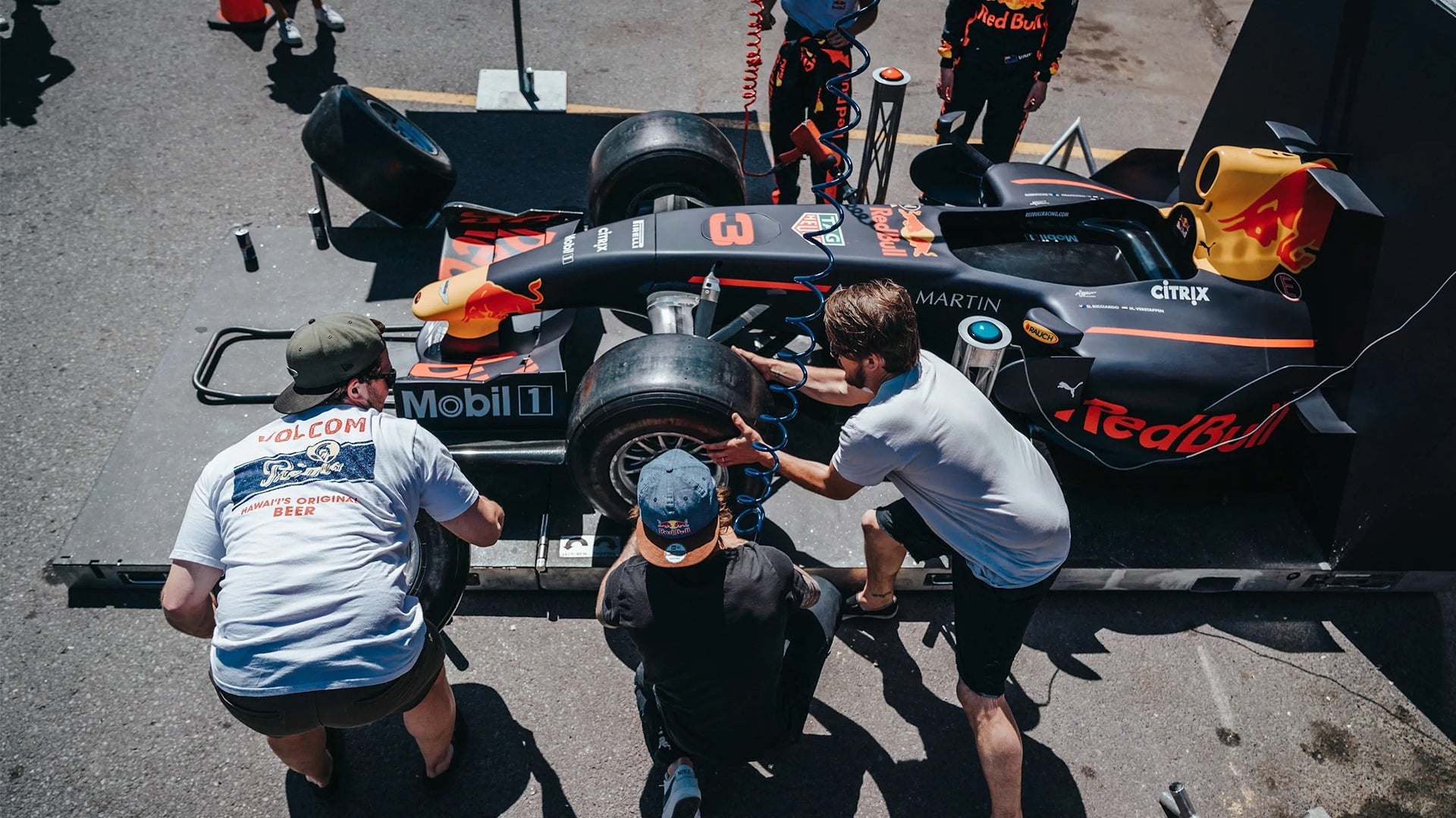 Red Bull Pit Stop Challenge Live