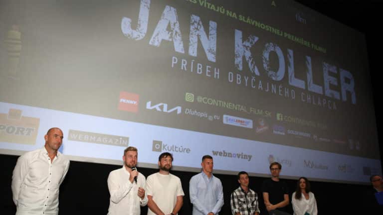 Do kín prišiel dokumentárny film Jan Koller,  premiéru si užili nielen futbalové hviezdy
