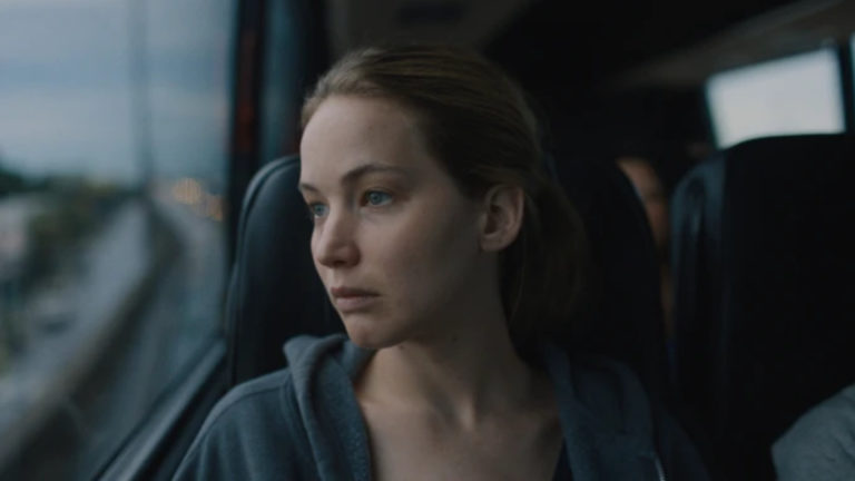 A24 prináša trailer na drámu Causeway. Jennifer Lawrence a Brian Tyree Henry od cudzincov po liečenie svojich smútkov