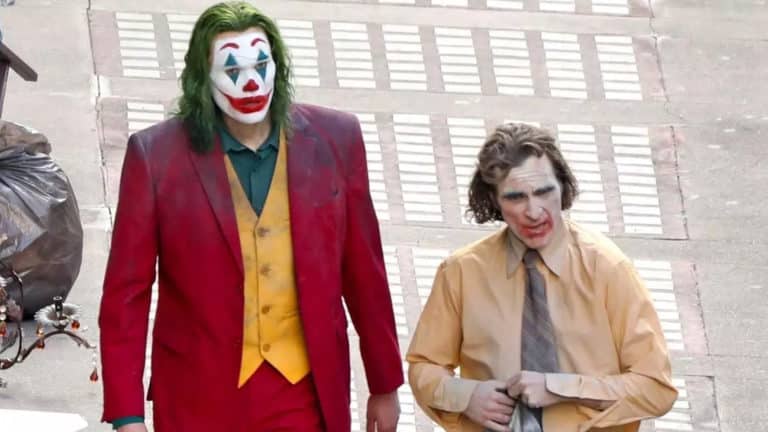 Zábery z nakrúcania filmu Joker 2 nám ukazujú… troch Jokerov?!