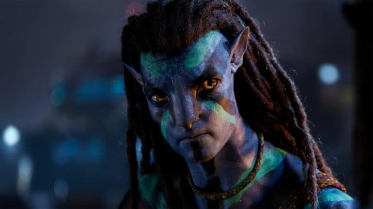 Sam Worthington ako Jake Sully vo filme Avatar: Cesta vody